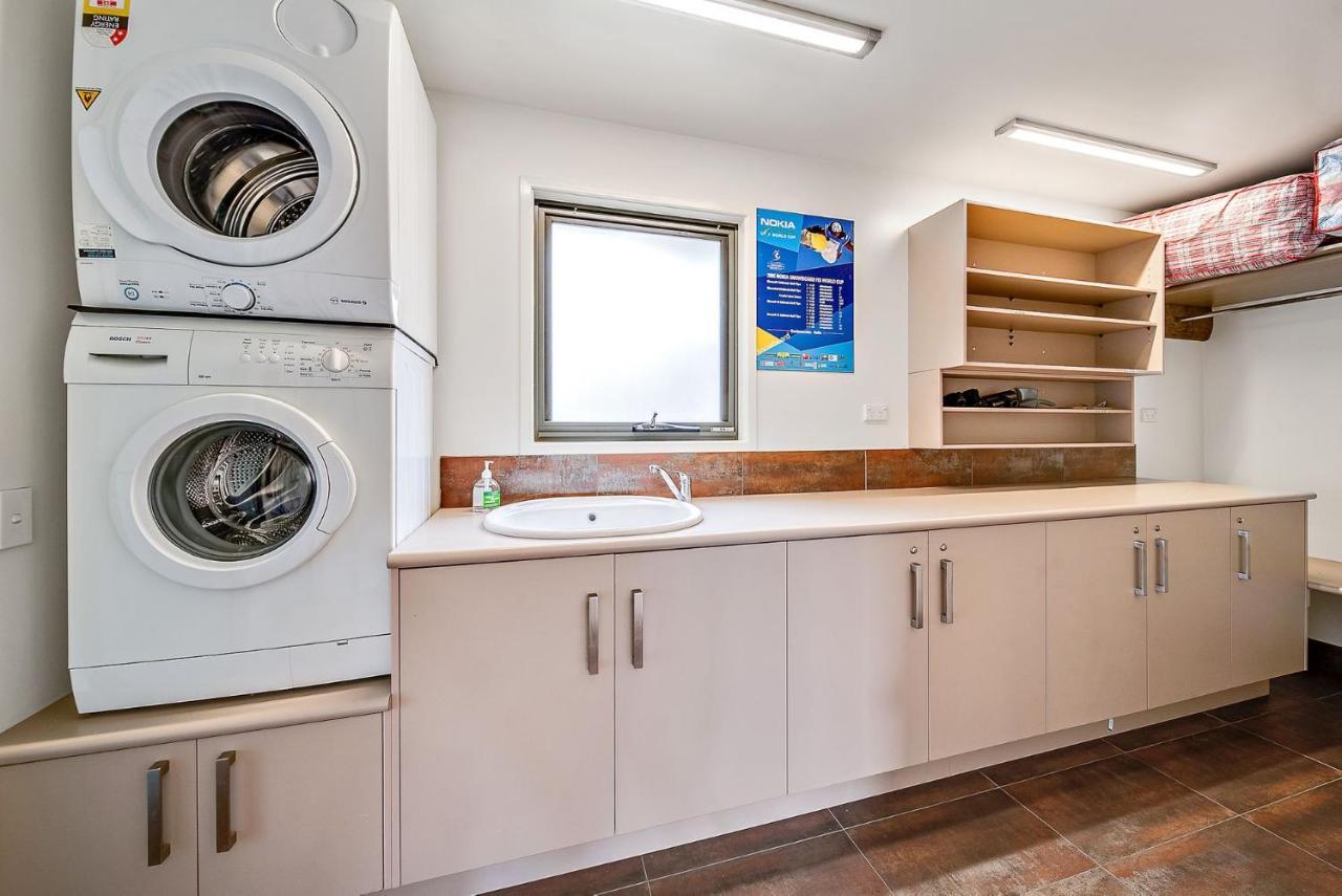 Ned Kelly'S Retreat - Stunning 3Br Townhouse L Lake Views L Wifi L Bbq Jindabyne Esterno foto